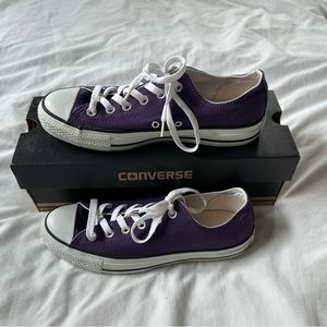 Chuck Taylor All Star Classic in Purple - Women’s 9